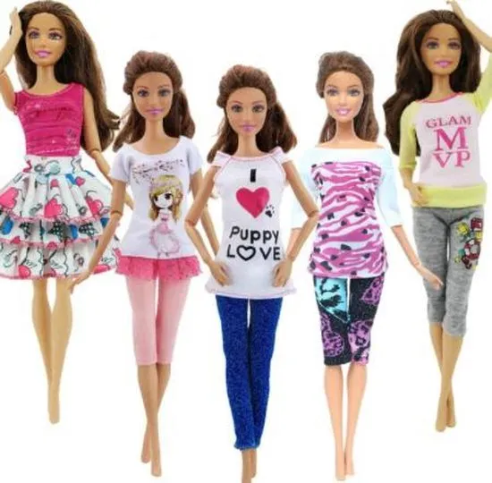 Prijzen vergelijken: 5-delige Barbie set van EPIN complete outfits en accessoires poppen