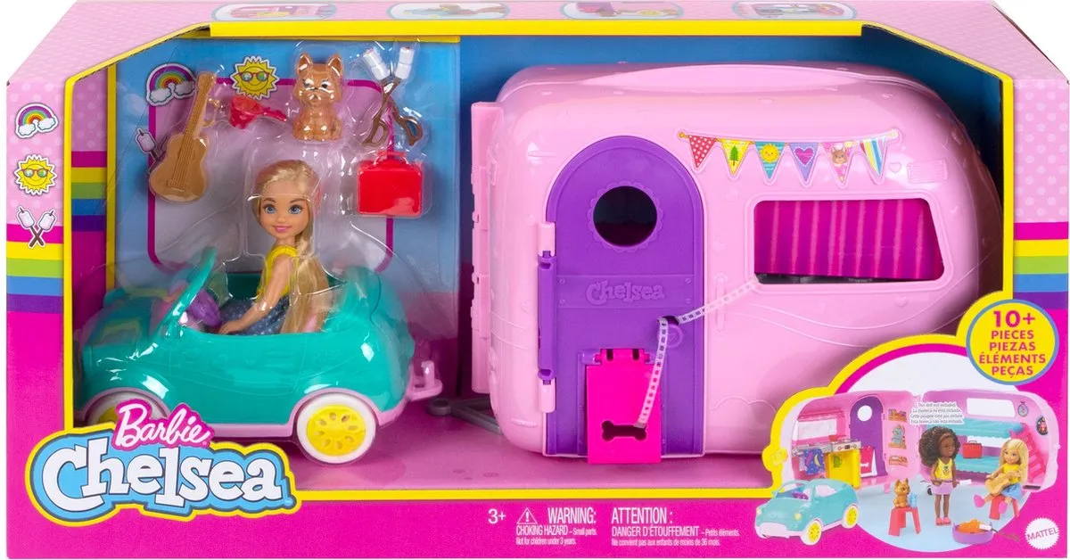 Barbie Estate Chelsea Barbie Pop met Auto, Camper en Accessoires - Speelset speelgoed