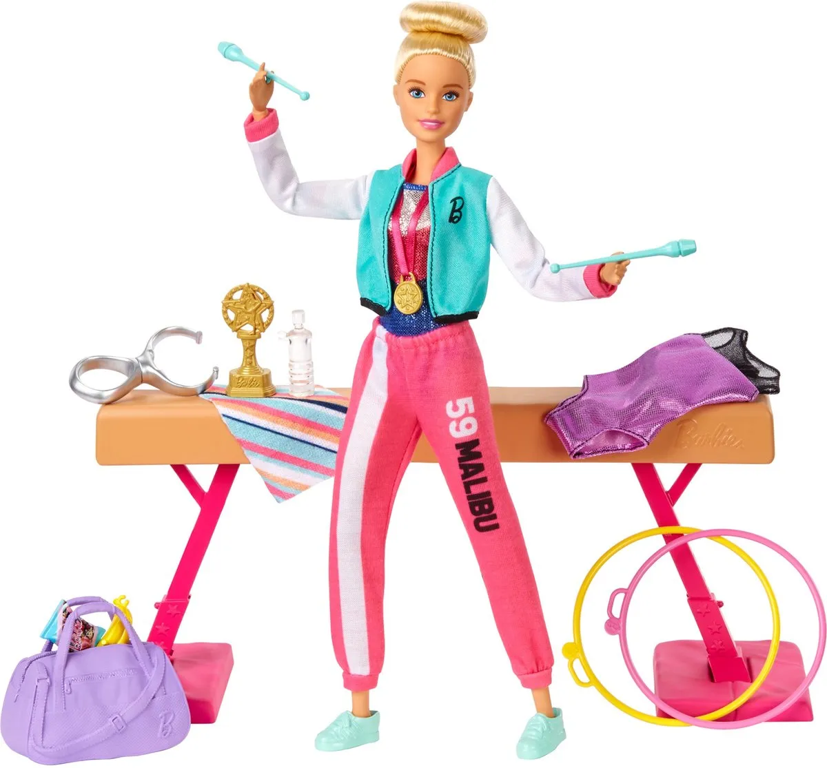 Barbie Sport Gymnastiek Speelset - Barbie Pop met Sportkleding, Evenwichtsbalk en Prijzen speelgoed